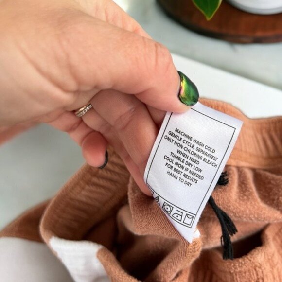 Monrow Velour High Waist Vintage Sweatpants Size XS Dry Rose Natural MSRP $158 - Picture 10 of 14